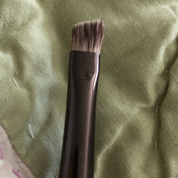 New Hourglass makeup cosmetic angled liner eye brush # 10 lining - Picture 5 of 5